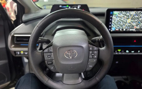 Toyota Prius IV XW50, 2025 год, 5 100 000 рублей, 8 фотография