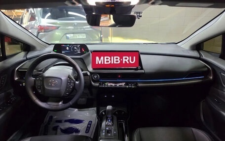 Toyota Prius IV XW50, 2025 год, 5 100 000 рублей, 7 фотография