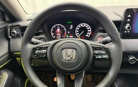 Honda Vezel, 2023 год, 1 320 000 рублей, 13 фотография