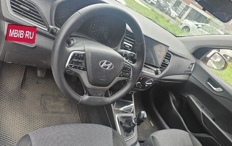Hyundai Solaris II рестайлинг, 2021 год, 898 700 рублей, 10 фотография