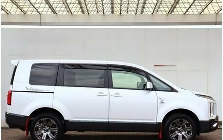 Mitsubishi Delica D:5 I, 2022 год, 3 180 000 рублей, 7 фотография