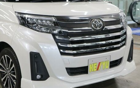 Toyota Roomy I, 2023 год, 750 000 рублей, 4 фотография