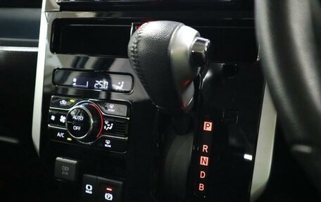 Toyota Roomy I, 2023 год, 750 000 рублей, 20 фотография