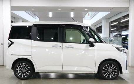 Toyota Roomy I, 2023 год, 750 000 рублей, 10 фотография
