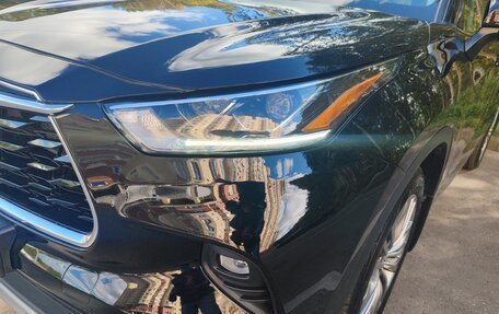 Toyota Highlander, 2021 год, 5 400 000 рублей, 22 фотография