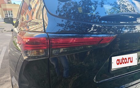 Toyota Highlander, 2021 год, 5 400 000 рублей, 23 фотография
