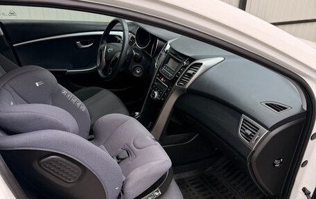 Hyundai i30 II рестайлинг, 2012 год, 900 000 рублей, 5 фотография
