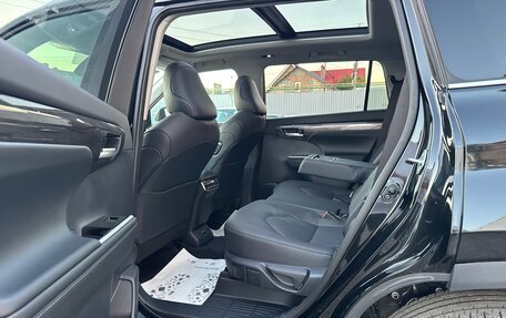 Toyota Highlander, 2026 год, 5 250 000 рублей, 35 фотография