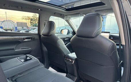 Toyota Highlander, 2026 год, 5 250 000 рублей, 37 фотография
