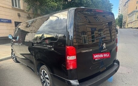 Peugeot Traveller I, 2020 год, 2 472 800 рублей, 5 фотография