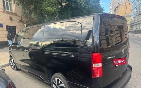 Peugeot Traveller I, 2020 год, 2 472 800 рублей, 6 фотография