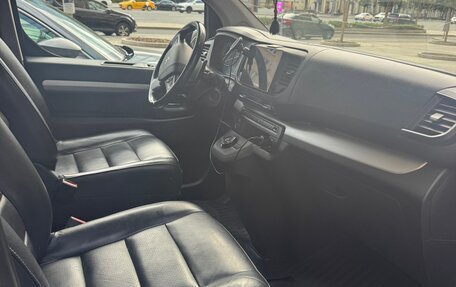 Peugeot Traveller I, 2020 год, 2 472 800 рублей, 14 фотография