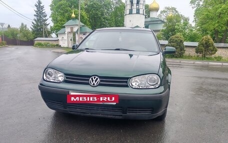 Volkswagen Golf IV, 1998 год, 300 000 рублей, 2 фотография