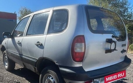 Chevrolet Niva I рестайлинг, 2004 год, 210 000 рублей, 5 фотография