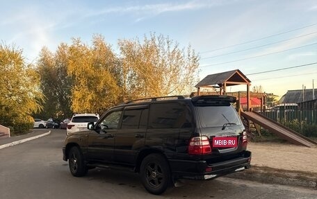Toyota Land Cruiser 100 рестайлинг 2, 2003 год, 1 800 000 рублей, 3 фотография