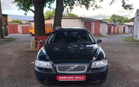 Volvo V70 III рестайлинг, 2005 год, 700 000 рублей, 3 фотография