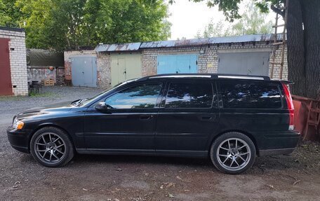 Volvo V70 III рестайлинг, 2005 год, 700 000 рублей, 6 фотография