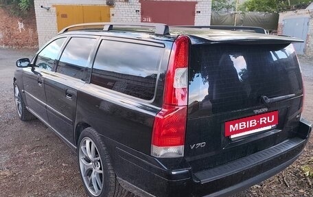 Volvo V70 III рестайлинг, 2005 год, 700 000 рублей, 7 фотография