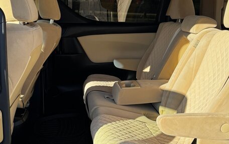 Toyota Vellfire II, 2016 год, 3 600 000 рублей, 12 фотография