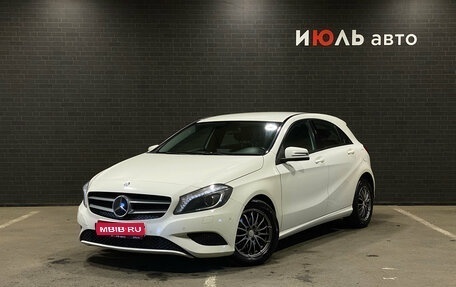 Mercedes-Benz A-Класс, 2014 год, 1 300 000 рублей, 1 фотография