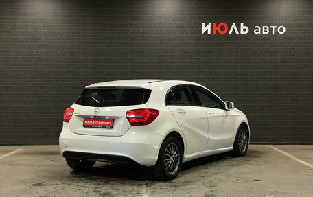 Mercedes-Benz A-Класс, 2014 год, 1 300 000 рублей, 5 фотография
