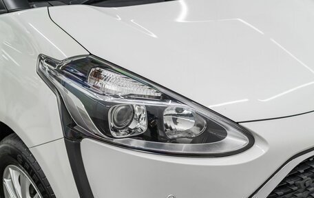 Toyota Sienta II, 2021 год, 1 640 000 рублей, 19 фотография