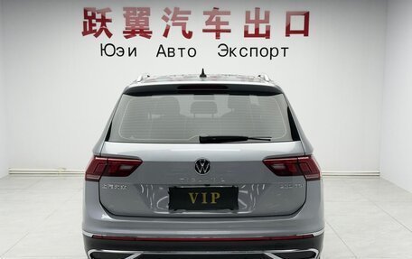 Volkswagen Tiguan II, 2023 год, 1 860 000 рублей, 5 фотография