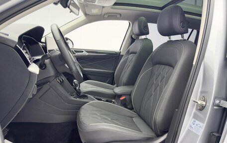 Volkswagen Tiguan II, 2023 год, 1 860 000 рублей, 10 фотография