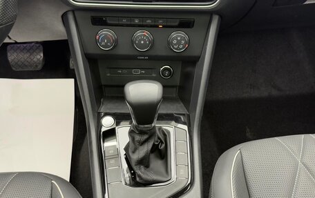 Volkswagen Tiguan II, 2023 год, 1 860 000 рублей, 16 фотография