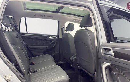 Volkswagen Tiguan II, 2023 год, 1 860 000 рублей, 21 фотография