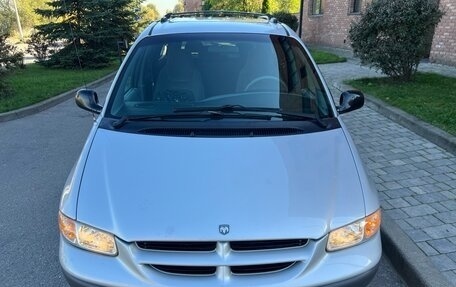 Dodge Caravan III, 2000 год, 595 000 рублей, 3 фотография