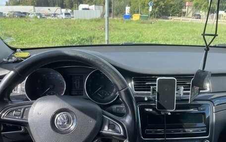 Skoda Superb III рестайлинг, 2014 год, 1 100 000 рублей, 8 фотография