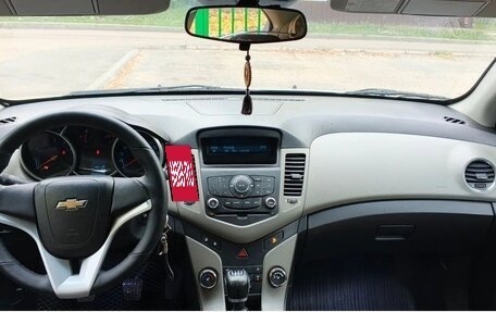 Chevrolet Cruze II, 2012 год, 640 000 рублей, 4 фотография