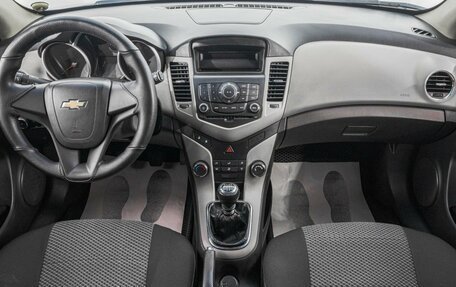 Chevrolet Cruze II, 2012 год, 679 000 рублей, 10 фотография