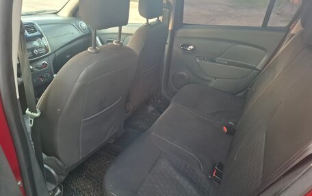 Renault Logan I, 2014 год, 436 000 рублей, 13 фотография