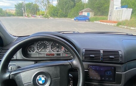 BMW 3 серия, 2002 год, 620 000 рублей, 14 фотография