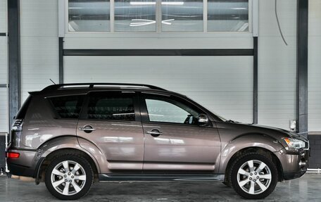 Mitsubishi Outlander III рестайлинг 3, 2011 год, 1 179 000 рублей, 4 фотография