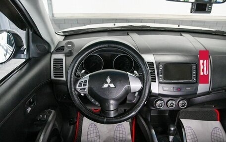 Mitsubishi Outlander III рестайлинг 3, 2011 год, 1 179 000 рублей, 10 фотография