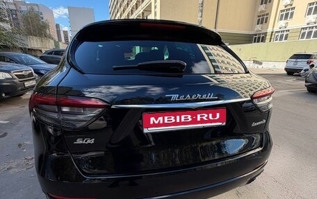 Maserati Levante I, 2021 год, 6 100 000 рублей, 9 фотография