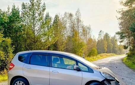 Honda Fit III, 2011 год, 400 000 рублей, 2 фотография