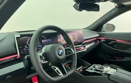 BMW 5 серия, 2026 год, 10 050 000 рублей, 6 фотография