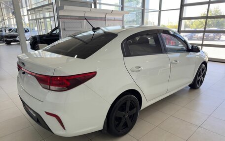 KIA Rio IV, 2020 год, 1 199 900 рублей, 6 фотография