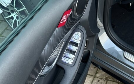 Mercedes-Benz C-Класс, 2019 год, 4 500 000 рублей, 18 фотография