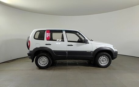 Chevrolet Niva I рестайлинг, 2015 год, 675 000 рублей, 5 фотография
