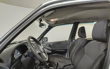 Chevrolet Niva I рестайлинг, 2015 год, 675 000 рублей, 20 фотография