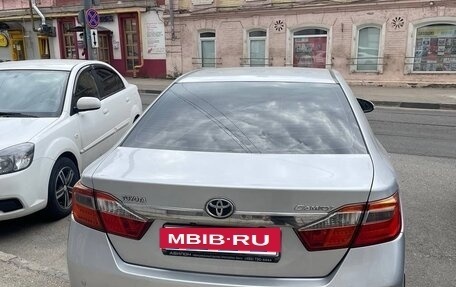 Toyota Camry, 2012 год, 1 000 000 рублей, 7 фотография