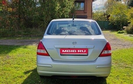 Nissan Tiida, 2010 год, 1 000 000 рублей, 4 фотография