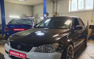 Lexus IS II рестайлинг 2, 2002 год, 1 100 000 рублей, 1 фотография