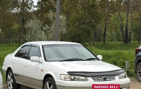 Toyota Camry, 1997 год, 490 000 рублей, 4 фотография