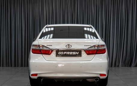 Toyota Camry, 2015 год, 1 879 000 рублей, 4 фотография